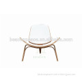 CH07 White PU Cushion Natural Plywood Wegner Shell Lounge Chair